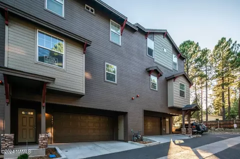 2487 W Washburn Ct, Flagstaff, AZ 86001