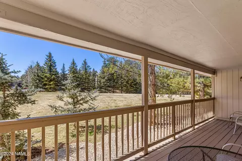 6335 E Willow Loop, Flagstaff, AZ 86004