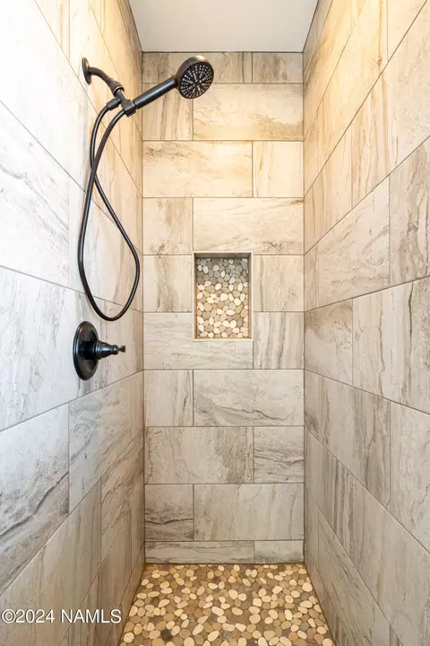 Bath - 663 W Brookline Loop, Williams, AZ 86046 photo 1 of 5