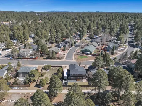 View/Area - 158 E Mohawk Dr, Flagstaff, AZ 86005 photo 4 of 4