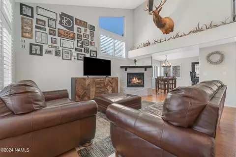Living - 158 E Mohawk Dr, Flagstaff, AZ 86005 photo 3 of 6