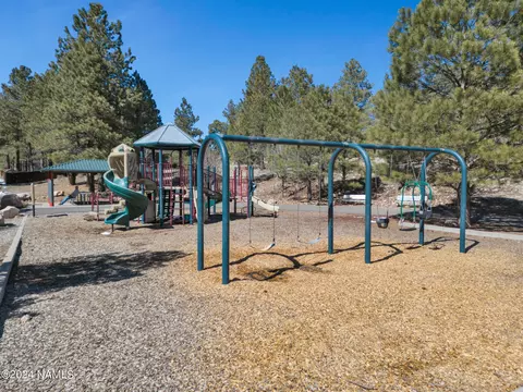 View/Area - 158 E Mohawk Dr, Flagstaff, AZ 86005 photo 1 of 4