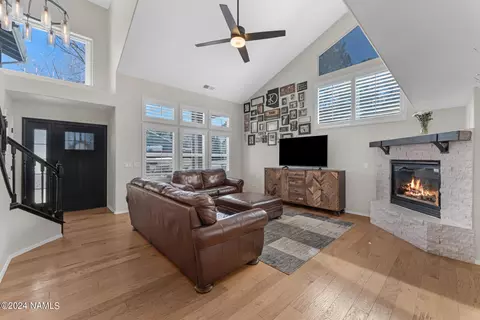 Living - 158 E Mohawk Dr, Flagstaff, AZ 86005 photo 1 of 6