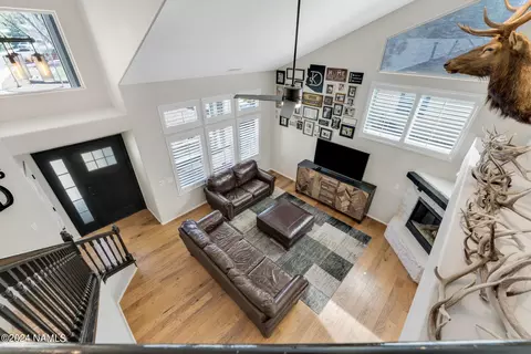Living - 158 E Mohawk Dr, Flagstaff, AZ 86005 photo 4 of 6