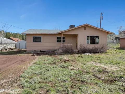 1389 Romney Ave, Flagstaff, AZ 86005