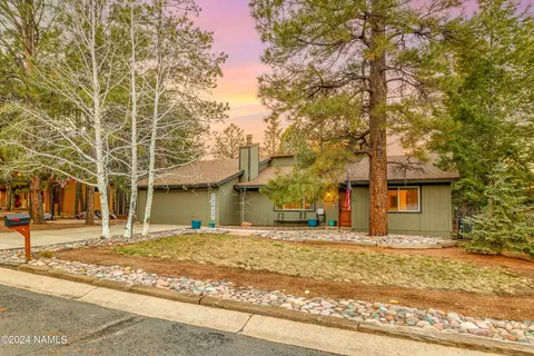 2365 N Rio De Flag Dr, Flagstaff, AZ 86004