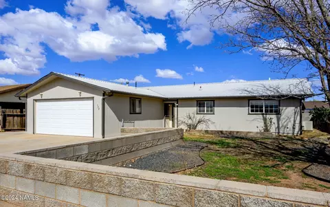 132 Pima Dr, Winslow, AZ 86047