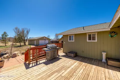 Exterior - 7760 E Gemini Dr, Flagstaff, AZ 86004 photo 3 of 7