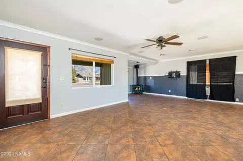 Living - 7760 E Gemini Dr, Flagstaff, AZ 86004 photo 1 of 2