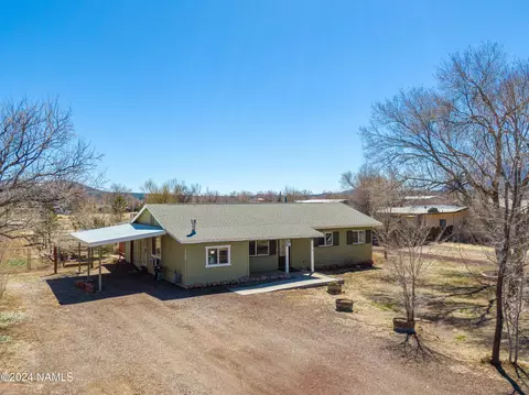 Exterior - 7760 E Gemini Dr, Flagstaff, AZ 86004 photo 5 of 7