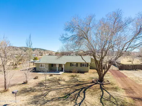 Exterior - 7760 E Gemini Dr, Flagstaff, AZ 86004 photo 6 of 7
