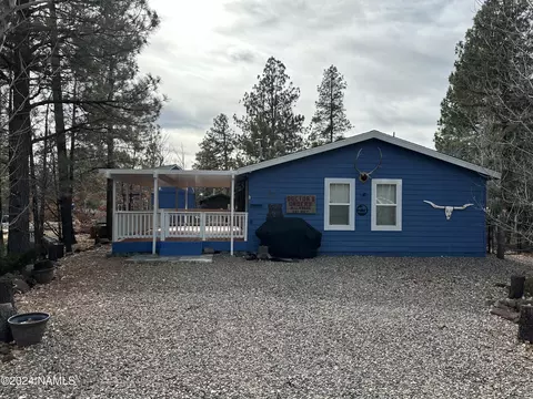 285 Fairlane Rd, Munds Park, AZ 86017