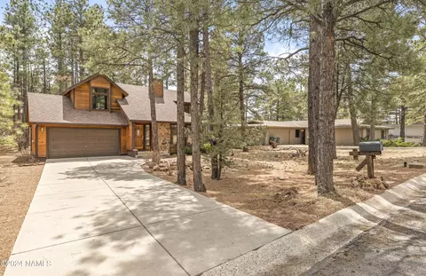 1341 N Indian Springs Ln, Flagstaff, AZ 86004