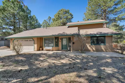 2441 N Strawberry Way, Flagstaff, AZ 86004