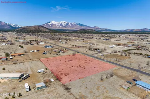 8270 E Neptune Dr, Flagstaff, AZ 86004