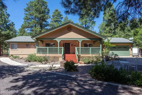 5590 E Cullum Ln, Flagstaff, AZ 86004