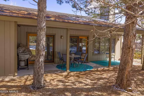Exterior - 6031 E Laurel Loop, Flagstaff, AZ 86004 photo 7 of 10