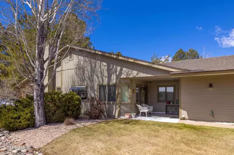 Exterior - 6031 E Laurel Loop, Flagstaff, AZ 86004 photo 4 of 10