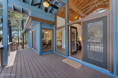708 N Canyon Terrace Dr, Flagstaff, AZ 86001