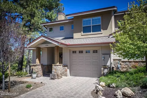 1398 E Sundrop Ln, Flagstaff, AZ 86001