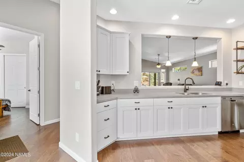Kitchen - 659 Brookline Loop, Williams, AZ 86046 photo 3 of 3