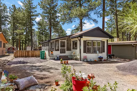 195 E Cedar Wood Dr, Munds Park, AZ 86017