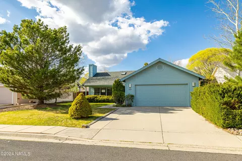 6820 E Anazazi Dr, Flagstaff, AZ 86004