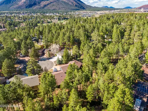 View/Area - 4530 E Red Fox Ln, Flagstaff, AZ 86004 photo 5 of 12