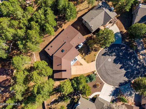 View/Area - 4530 E Red Fox Ln, Flagstaff, AZ 86004 photo 9 of 12