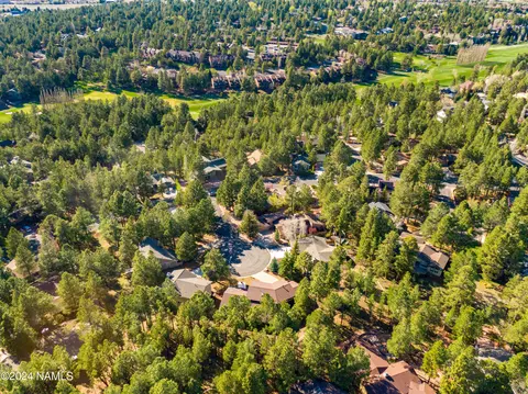 View/Area - 4530 E Red Fox Ln, Flagstaff, AZ 86004 photo 11 of 12