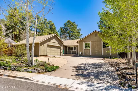 3420 N Harris Way, Flagstaff, AZ 86004