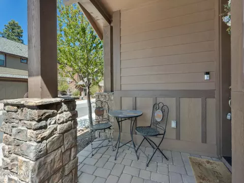 2458 W Pollo Cir, Flagstaff, AZ 86001