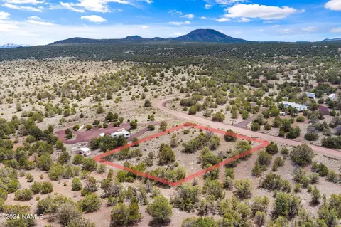 943 E Sidewinder Rd, Williams, AZ 86046 photo 3