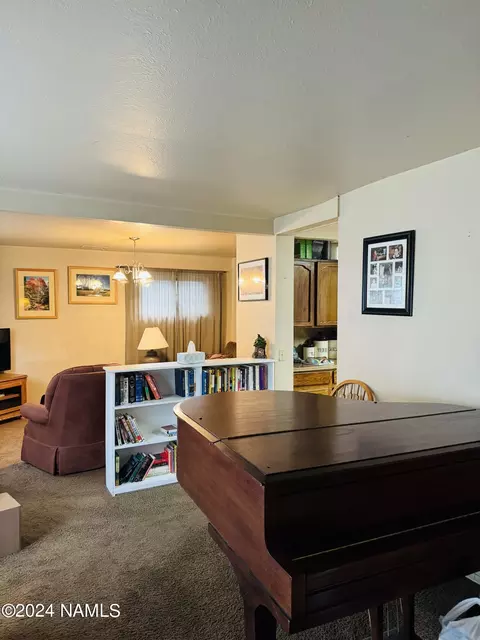 3109 E Manor Rd, Flagstaff, AZ 86004 photo 8