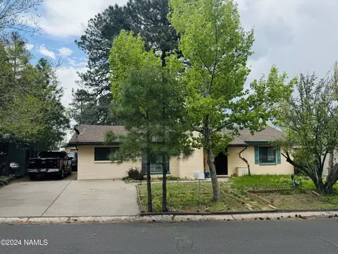 3109 E Manor Rd, Flagstaff, AZ 86004 photo 2