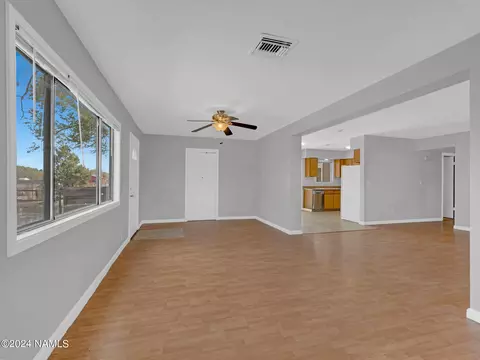 Living - 7780 E Gemini Dr, Flagstaff, AZ 86004 photo 5 of 7