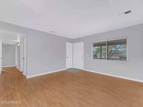 Living - 7780 E Gemini Dr, Flagstaff, AZ 86004 photo 1 of 7