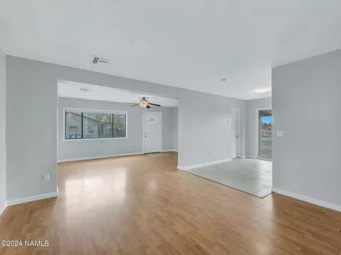 Living - 7780 E Gemini Dr, Flagstaff, AZ 86004 photo 3 of 7