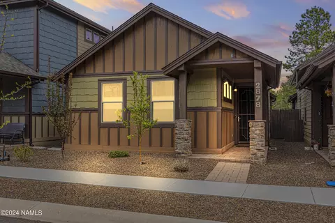 2878 S Wright Rd, Flagstaff, AZ 86001 photo 2