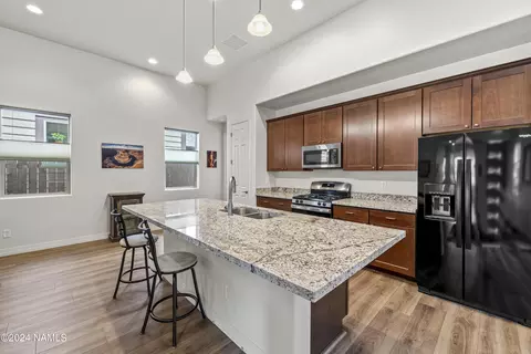 2878 S Wright Rd, Flagstaff, AZ 86001 photo 14