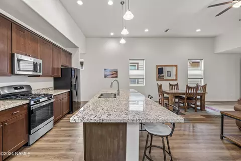 2878 S Wright Rd, Flagstaff, AZ 86001 photo 13