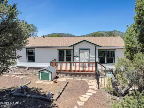 6870 N Santa Fe Rd, Williams, AZ 86046
