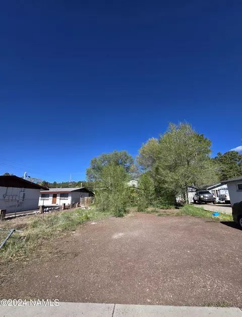 2309 N East St, Flagstaff, AZ 86004