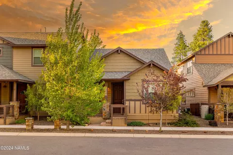 2566 W Josselyn Dr, Flagstaff, AZ 86001