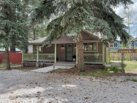 562 Kiowa, Flagstaff, AZ 86005