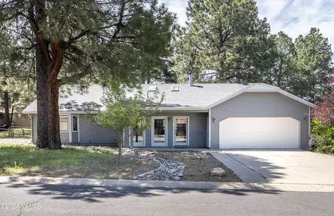 3709 E Ramble Wood Dr, Flagstaff, AZ 86004