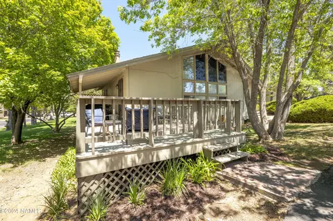 2301 N Oakmont Dr, Flagstaff, AZ 86004