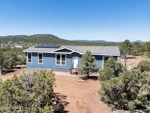 5554 N Wilshire Dr, Williams, AZ 86046