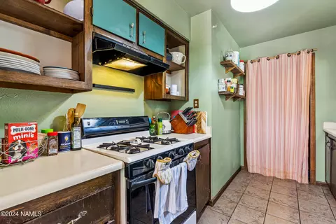 Kitchen - 783 Celilo, Flagstaff, AZ 86005 photo 1 of 3
