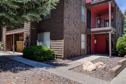 1200 S Riordan Ranch St #111, Flagstaff, AZ 86001